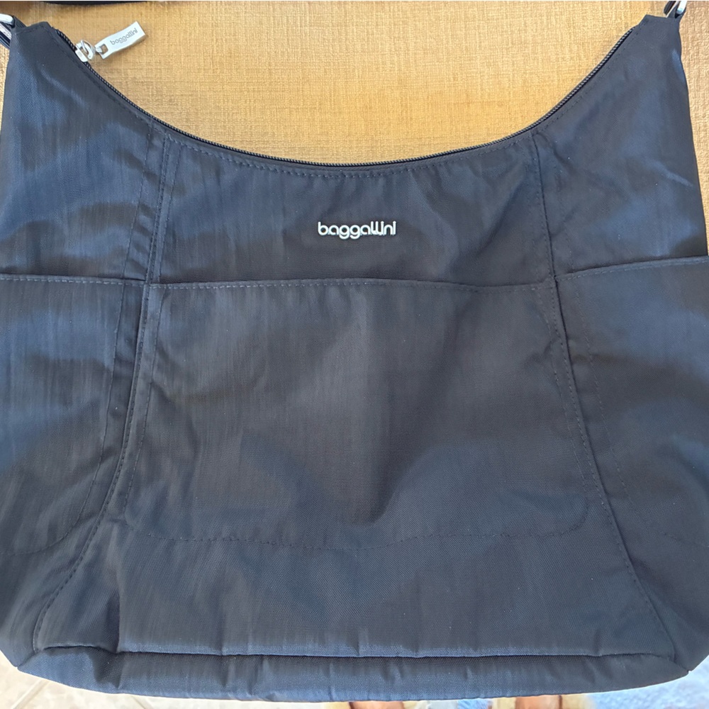 Baggallini Classic Black Shoulder Bag